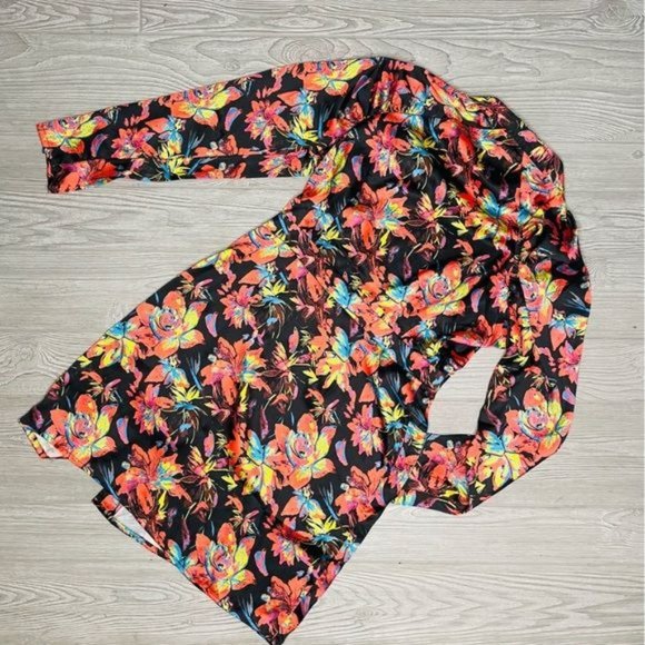 ASOS dusty Daze mini dress with high collar and clasps in dark floral print long - Picture 4 of 6